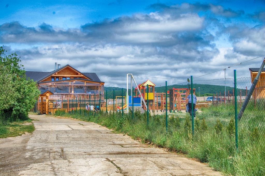 Koliba Zlata Podkova Hotel Košice Værelse billede